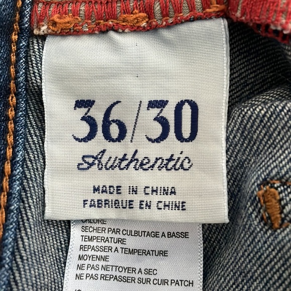 Tommy Bahama Medium-Dark Wash 5-pocket Jeans- 36/30 - Picture 15 of 15